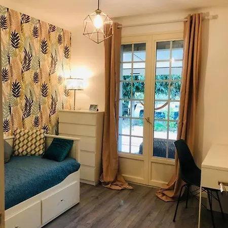 3* Piscine Vue Montagne Proche & Espagne Villa